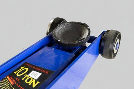 Домкрат 10т. (АМ) Подкатной